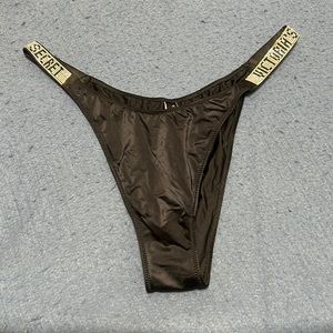 New Victoria’s Secret shine Brazilian Panty XL